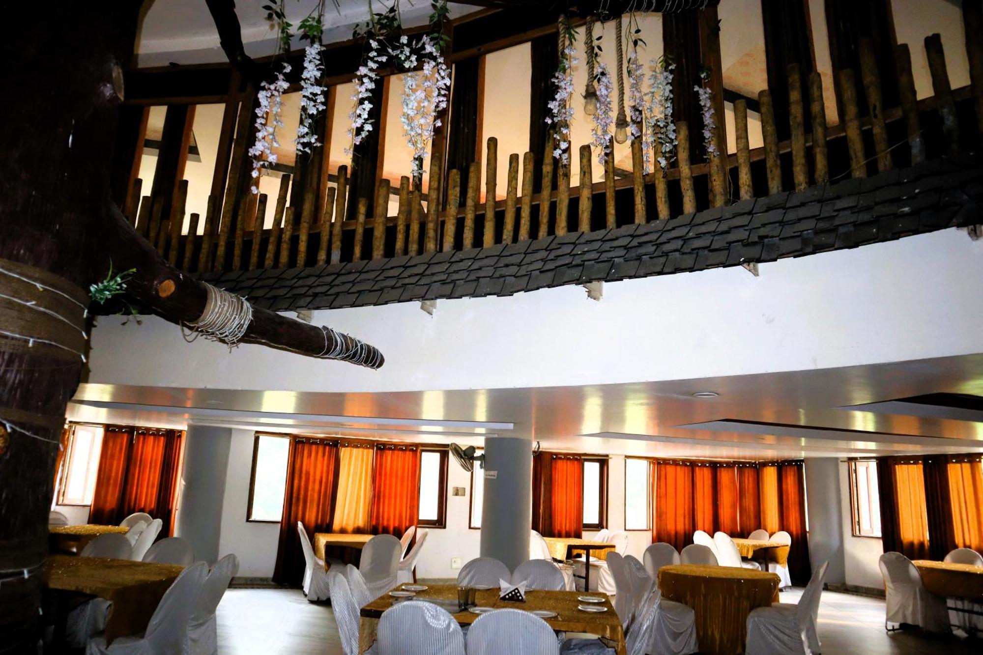Hotel River Bank Mandi Esterno foto